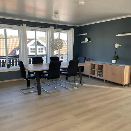 Villa Enebolig Med Plass Til To Familier *